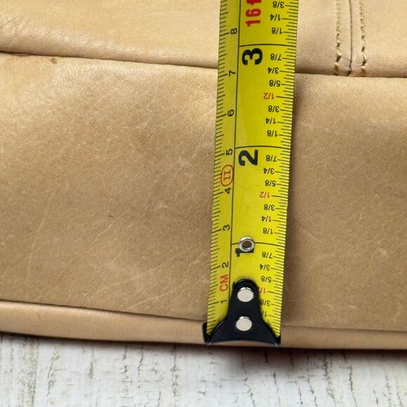 Aimee Kestenberg Leather Crossbody bag purse - Picture 11 of 12